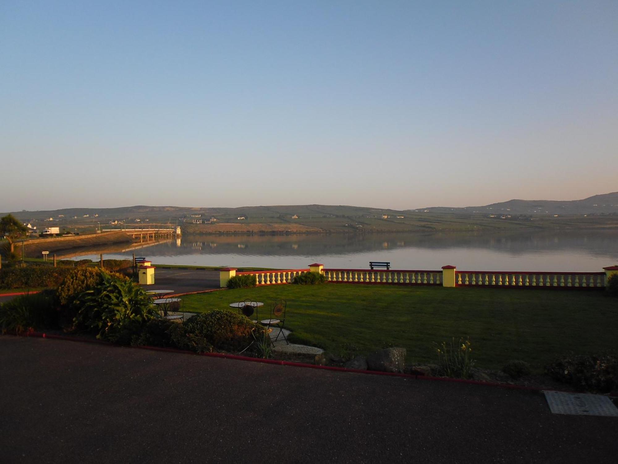The Waterfront B&B Portmagee ภายนอก รูปภาพ