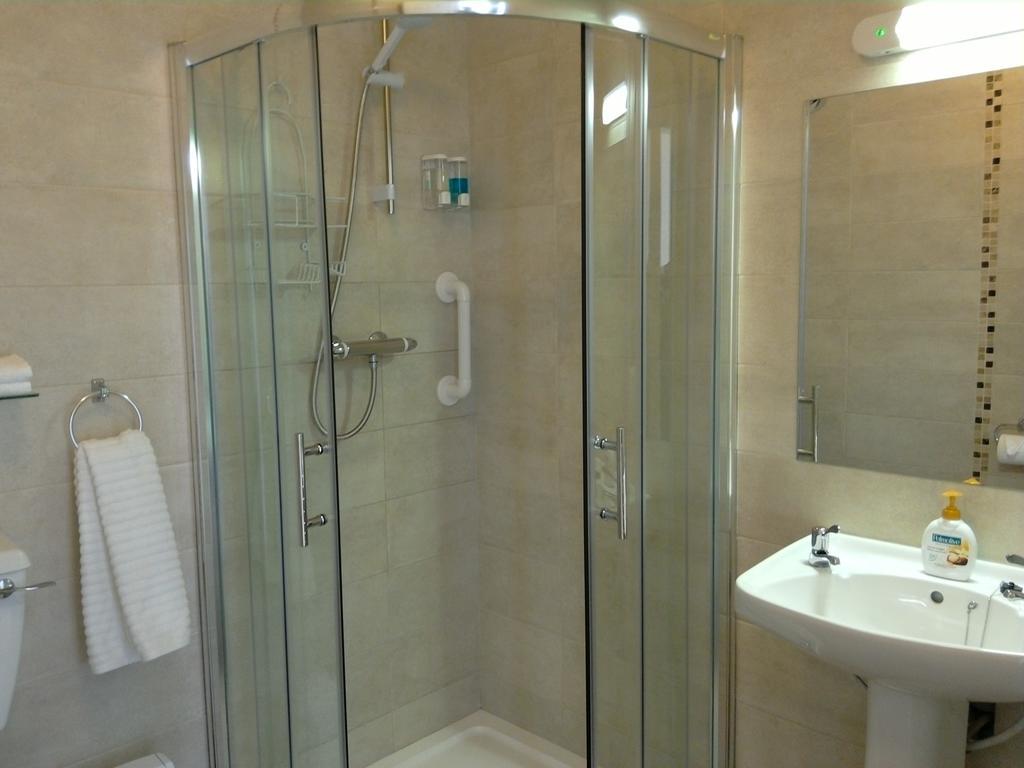 The Waterfront B&B Portmagee ภายนอก รูปภาพ
